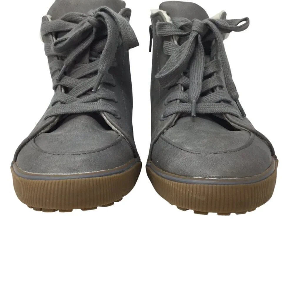 Cat & Jack Barnett Sherpa Lined Boy's Boots Sneakers Gray Sz 5 Side Zip High Top
